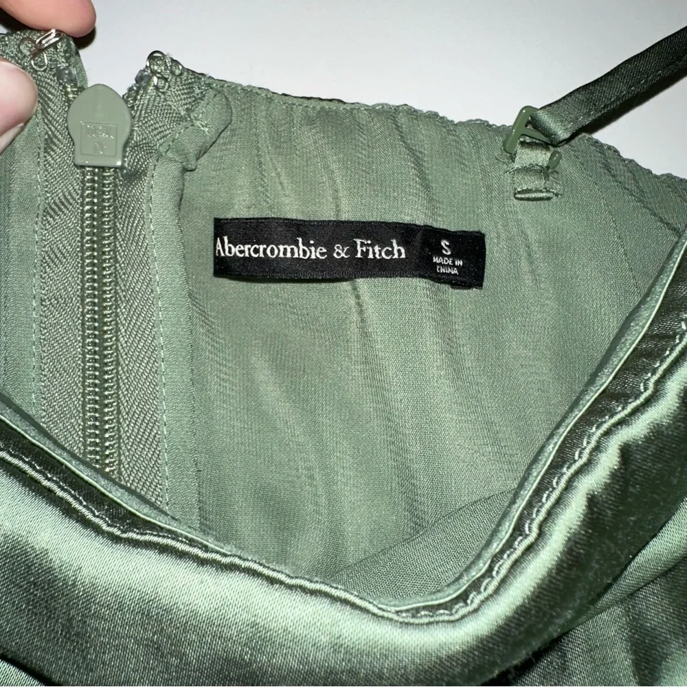 Abercrombie & Fitch Emerson Slim Maxi Dress